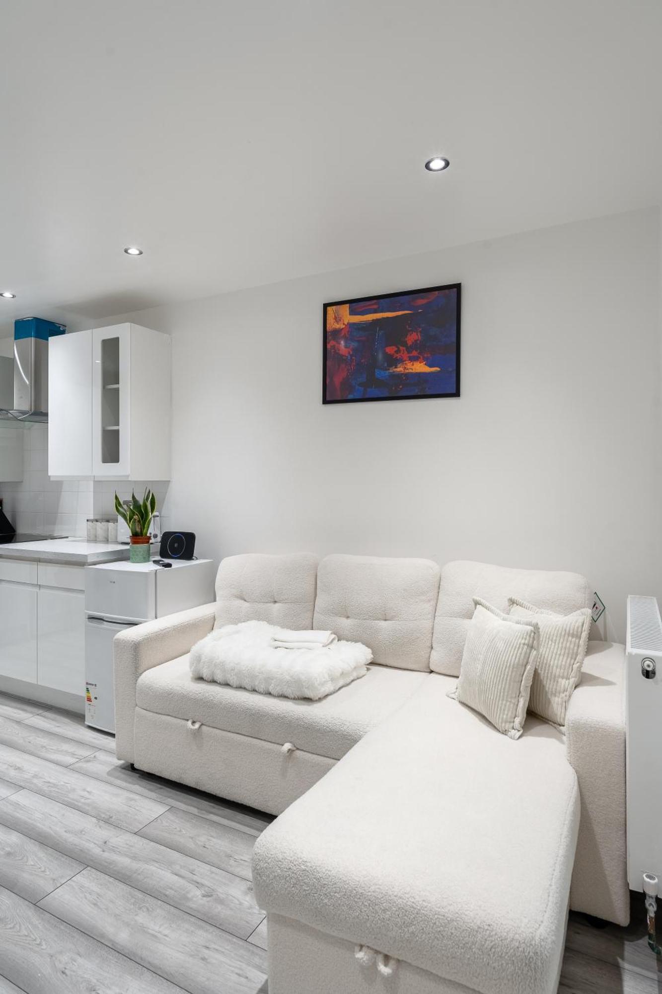 Beautiful Flat Near Central London - Entire Flat - Equipped Kitchen - Private Bathroom Eksteriør billede