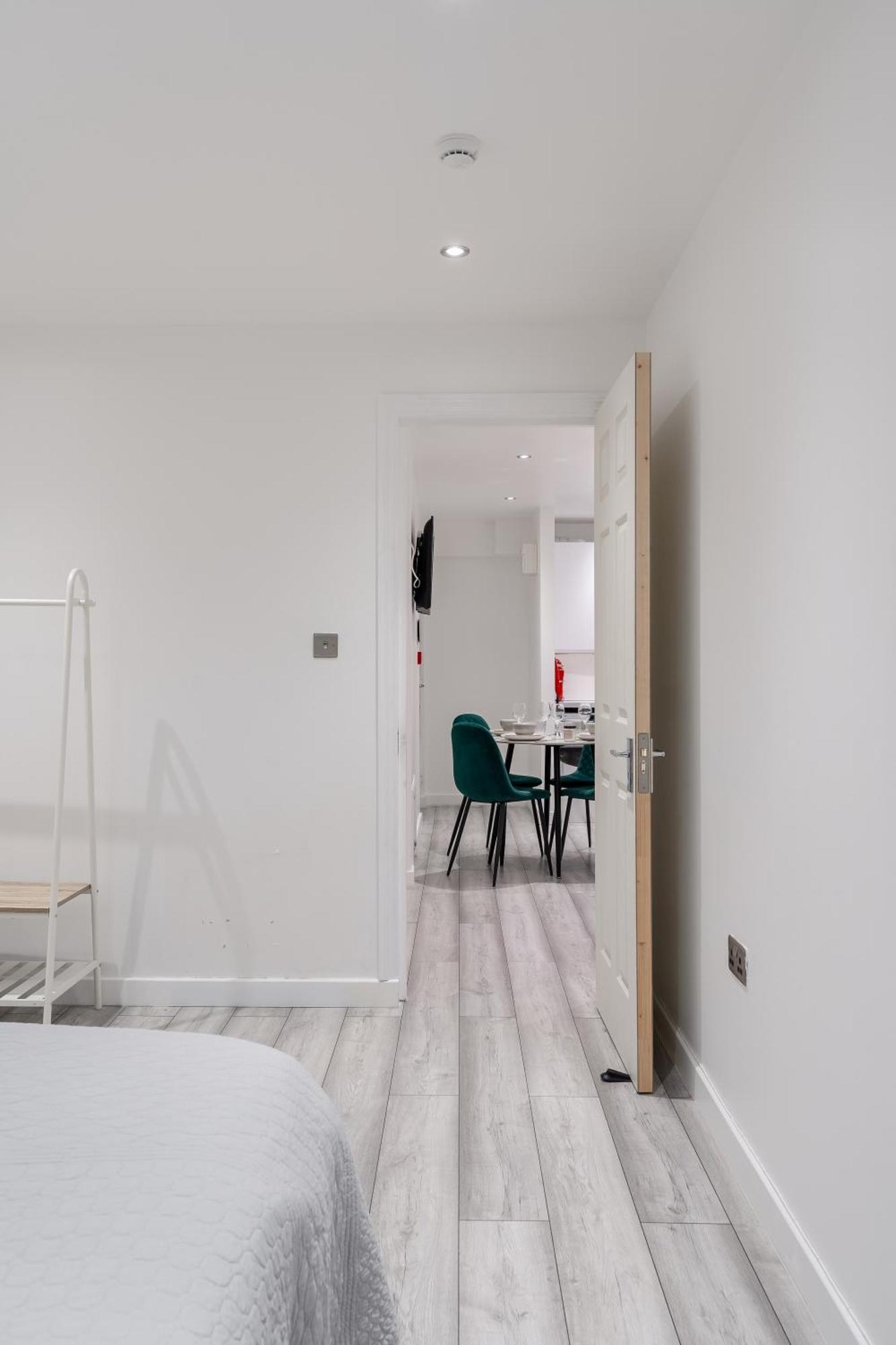 Beautiful Flat Near Central London - Entire Flat - Equipped Kitchen - Private Bathroom Eksteriør billede