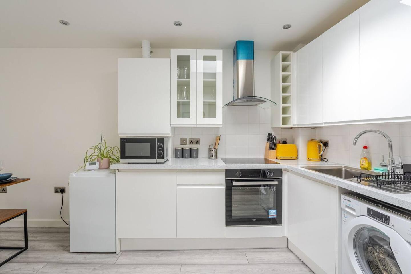 Beautiful Flat Near Central London - Entire Flat - Equipped Kitchen - Private Bathroom Eksteriør billede
