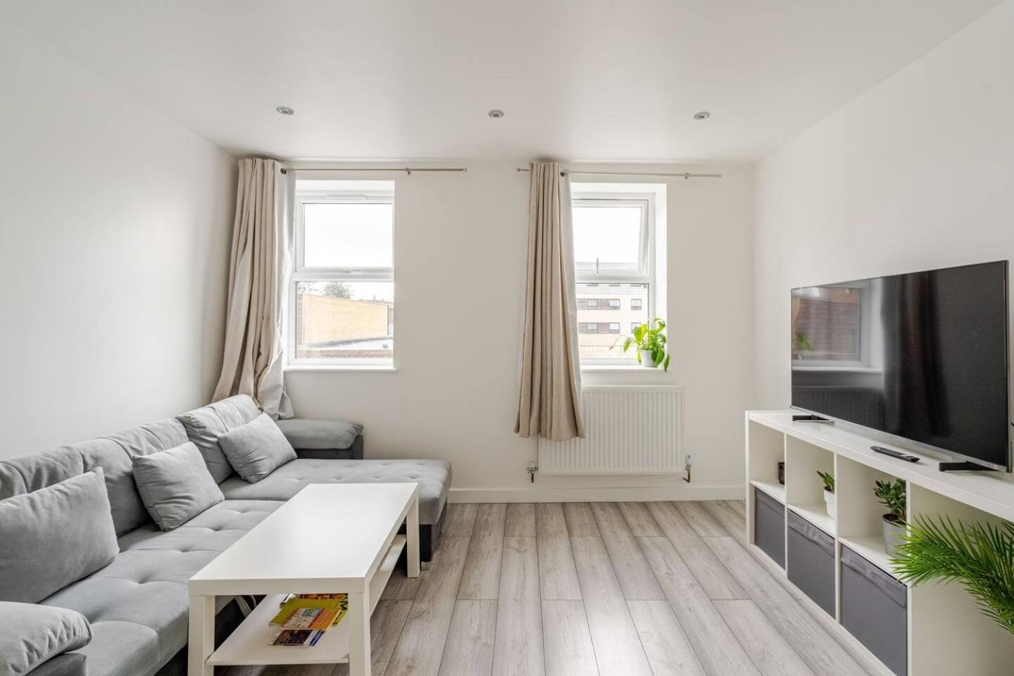 Beautiful Flat Near Central London - Entire Flat - Equipped Kitchen - Private Bathroom Eksteriør billede