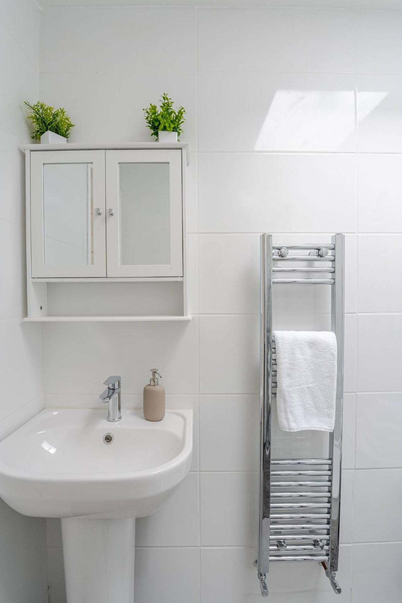 Beautiful Flat Near Central London - Entire Flat - Equipped Kitchen - Private Bathroom Eksteriør billede